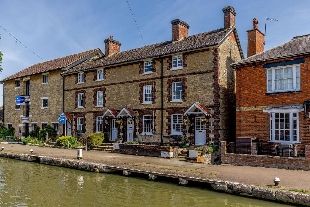 3 Canalside Cottages Towcester Exterior photo