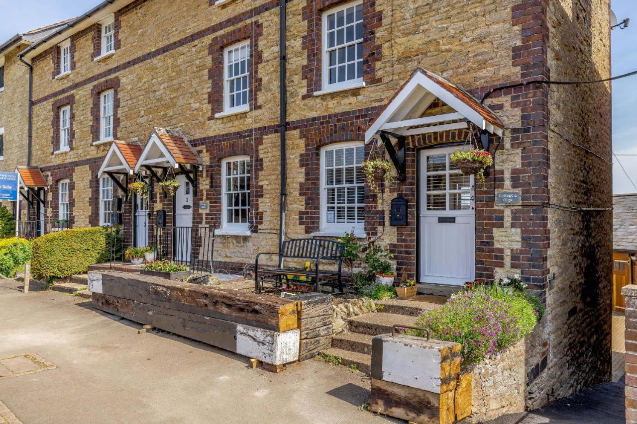 3 Canalside Cottages Towcester Exterior photo