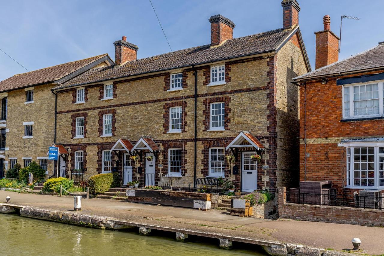 3 Canalside Cottages Towcester Exterior photo