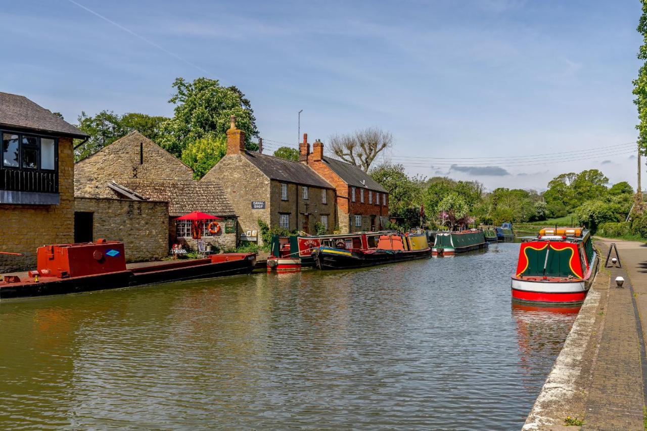 3 Canalside Cottages Towcester Exterior photo